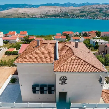 Апартаменты With Swimming Pool Pag - 21393 Паг