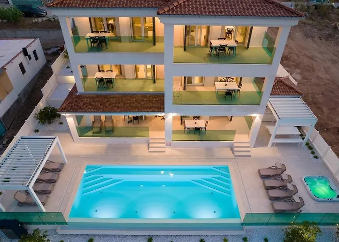 With Swimming Pool Pag - 21393 Апартаменты *