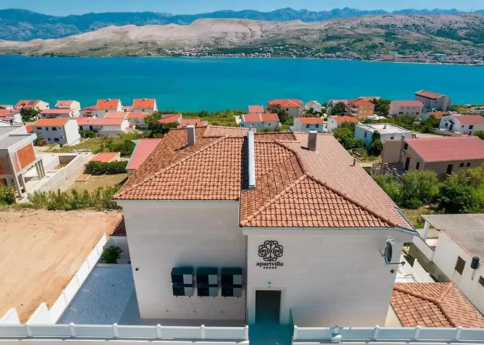 Апартаменты With Swimming Pool Pag - 21393 Паг